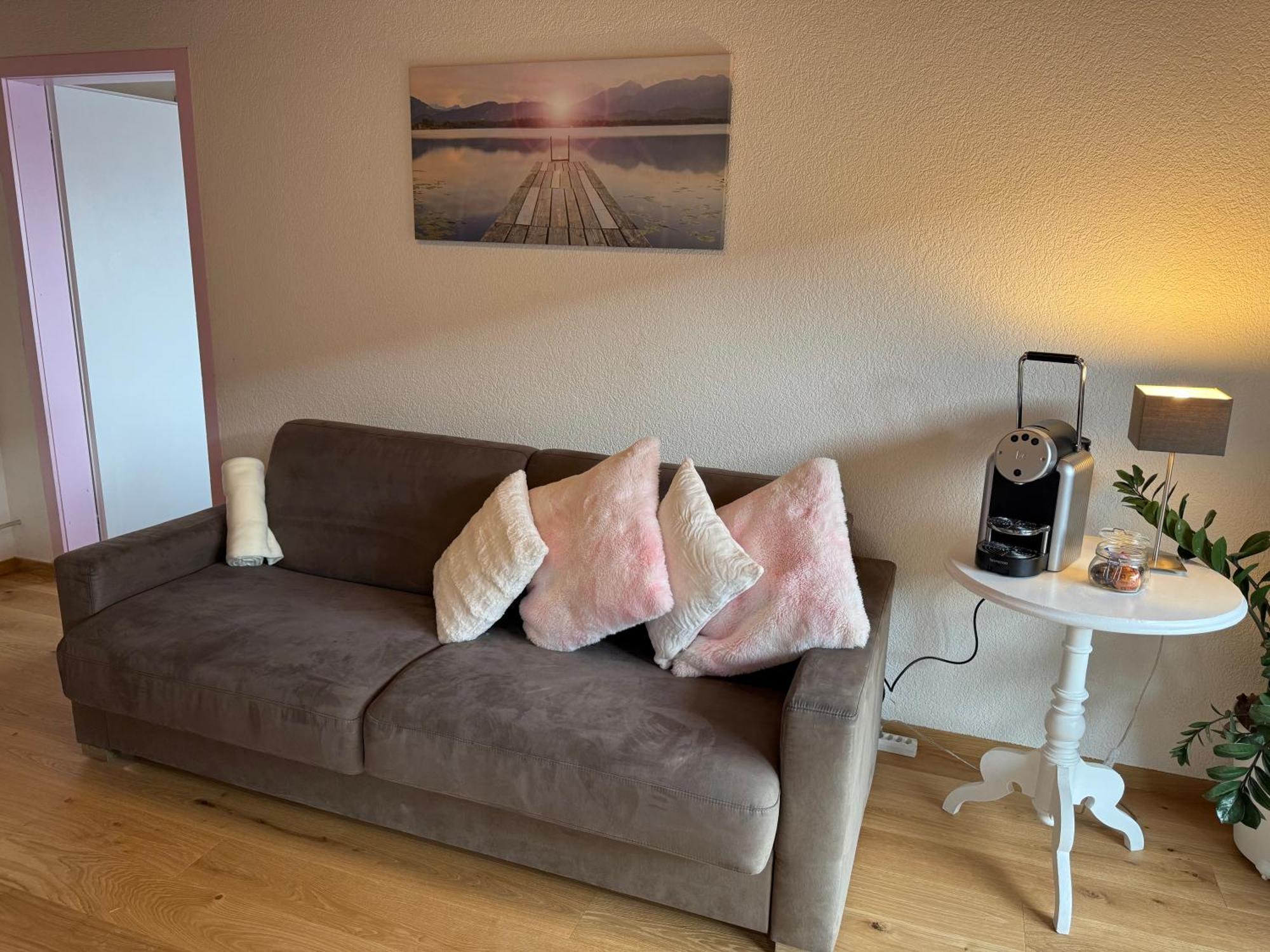 Eva'S Seeblick Krattigen Room photo